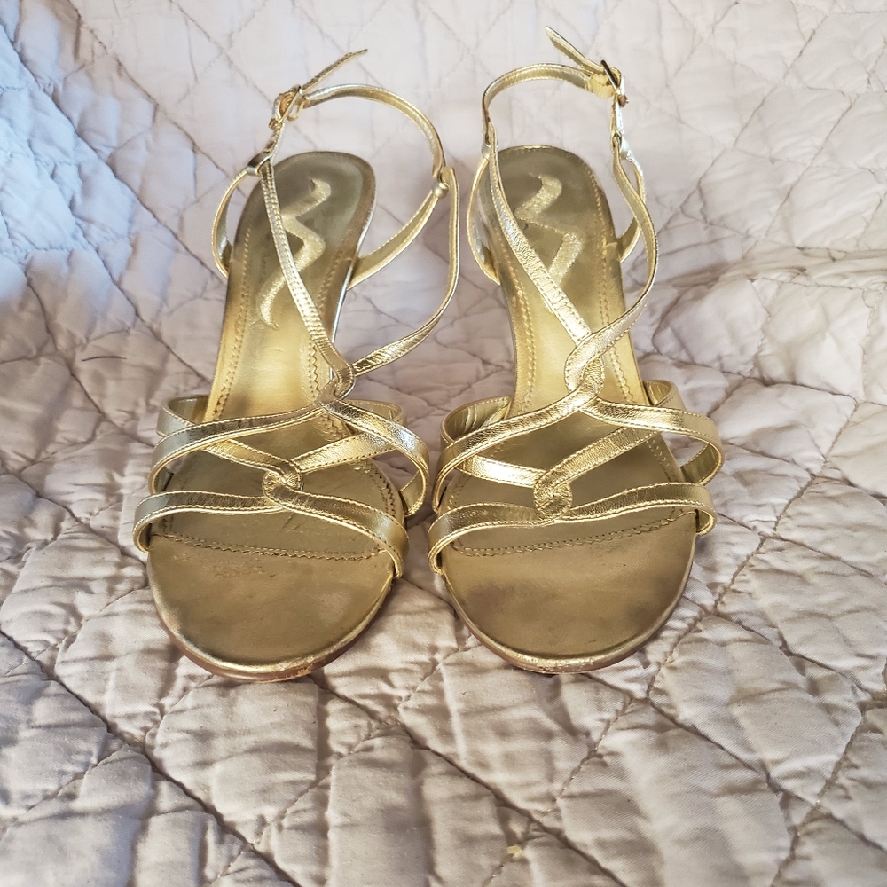 ¤ Nina strappy gold heels